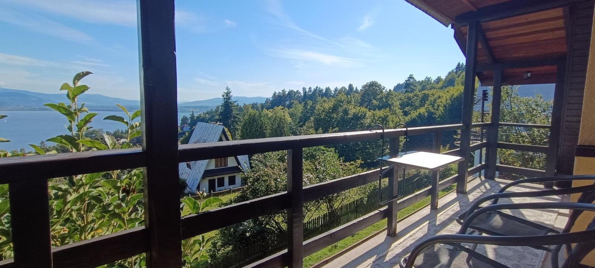 Domek Caloroczny Tresna Agata Exteriör bild