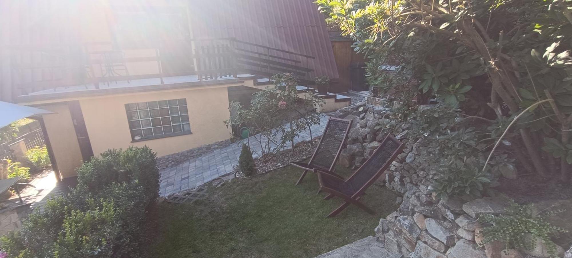 Domek Caloroczny Tresna Agata Exteriör bild