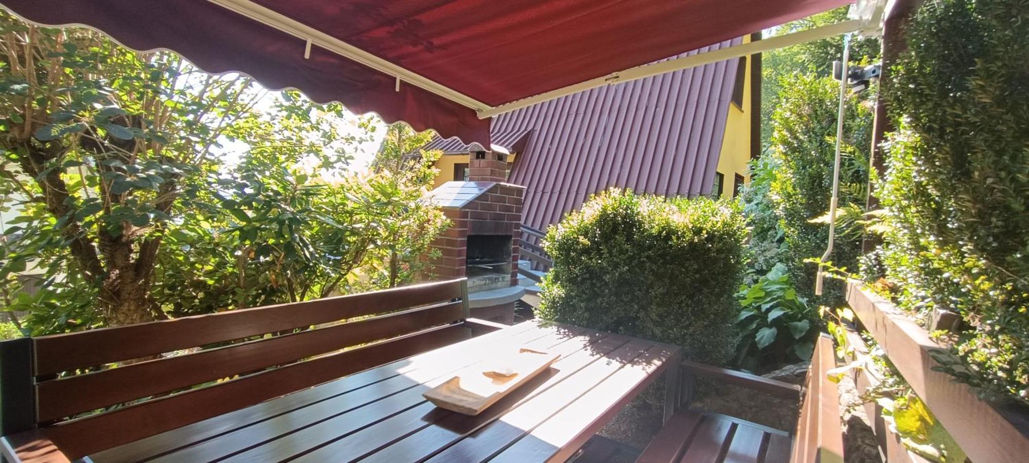Domek Caloroczny Tresna Agata Exteriör bild