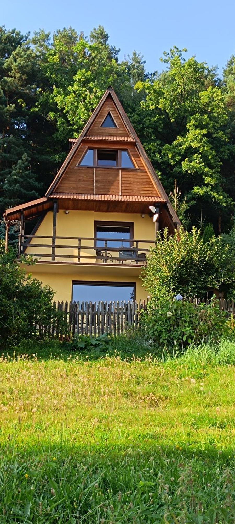 Domek Caloroczny Tresna Agata Exteriör bild